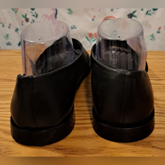 EUC Vince Tabitha Black Leather Asymetric Neutral Casual Slide Sandal Shoe SZ 8M - Picture 5 of 8